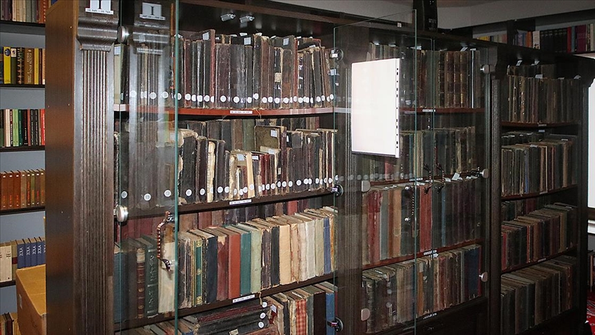 "محمد زهيروفيتش".. مكتبة بوسنية تحافظ على المخطوطات العثمانية