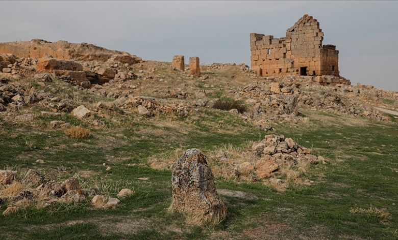 تركيا قلعة زيرزيفان التاريخية شاهد على حضارة الرافدين
