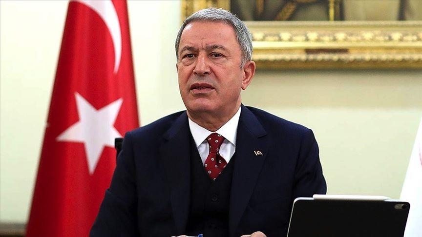 وزير الدفاع التركي يتوعد حفتر وداعميه