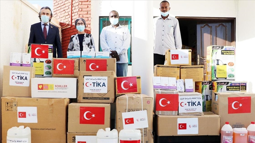 "تيكا" التركية تقدم مساعدات طبية إلى السودان