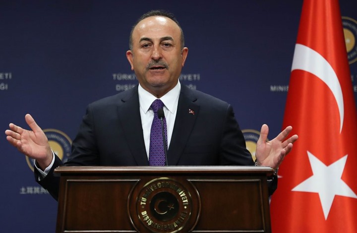 تشاووش أوغلو يدعو إدارة بايدن لرفع العقوبات عن تركيا