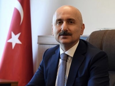 وزير تركي: سندعم أفغانستان في مجال النقل والبنية التحتية