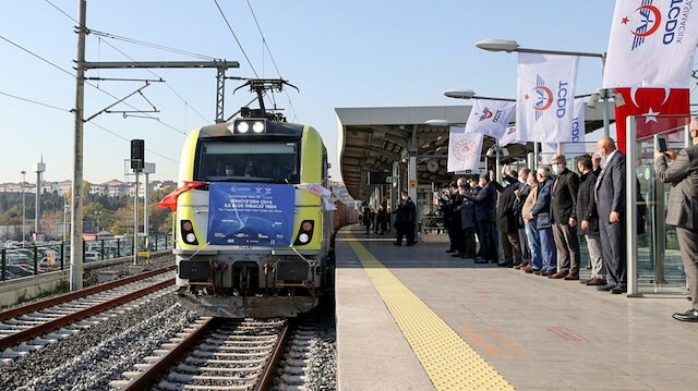  قطار الصادرات التركي يواصل طريقه إلى موسكو في أول رحلة له 