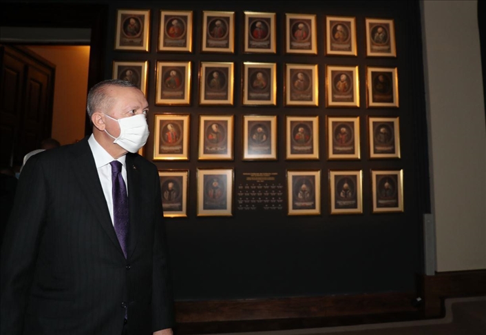 الرئيس أردوغان يفتتح "متحف الرسم والنحت" بإسطنبول