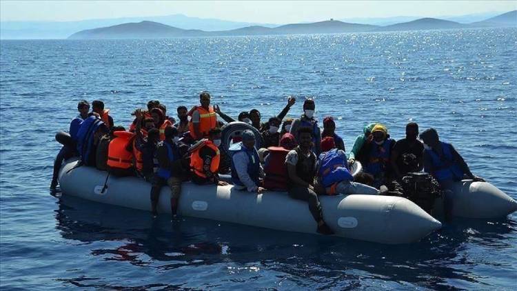 تركيا.. إنقاذ 38 طالب لجوء قبالة سواحل "باليكسير"