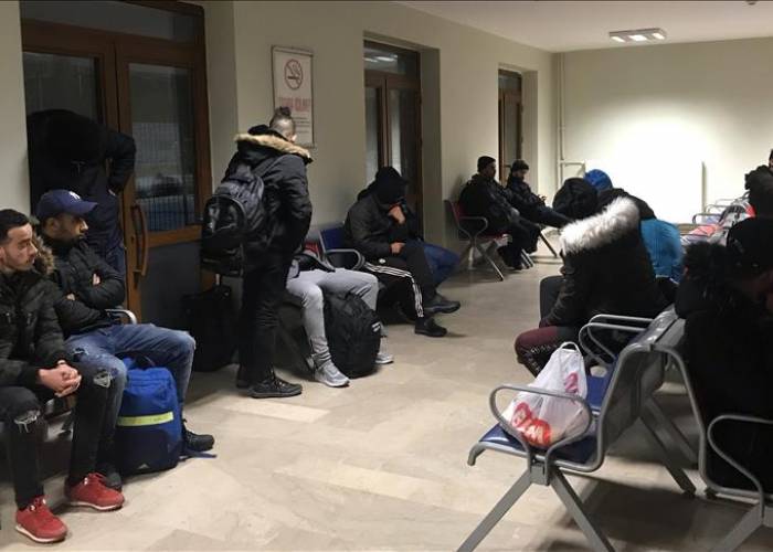 ضبط 20 مهاجرا غير نظامي بولاية ملاطية التركية
