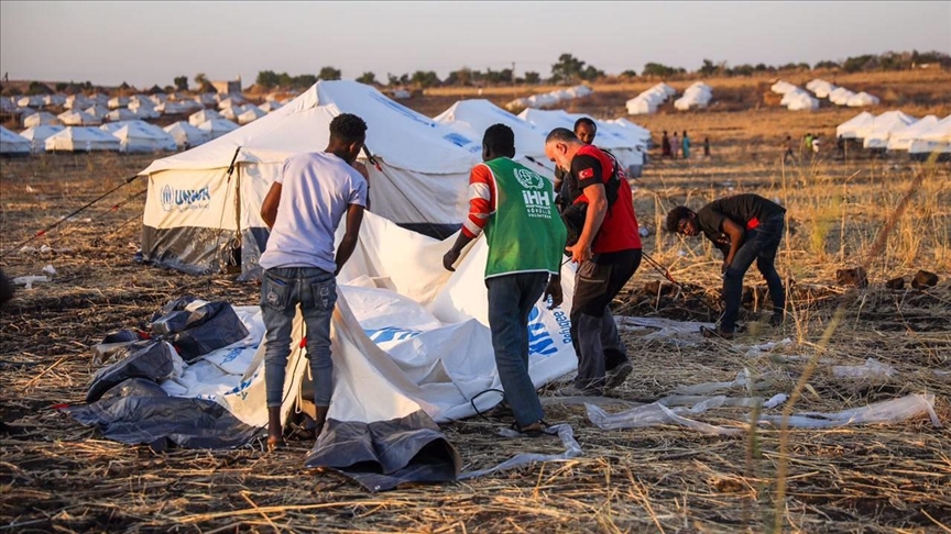 "الإغاثة التركية" تنصب نحو 4500 خيمة للاجئي إثيوبيا بالسودان