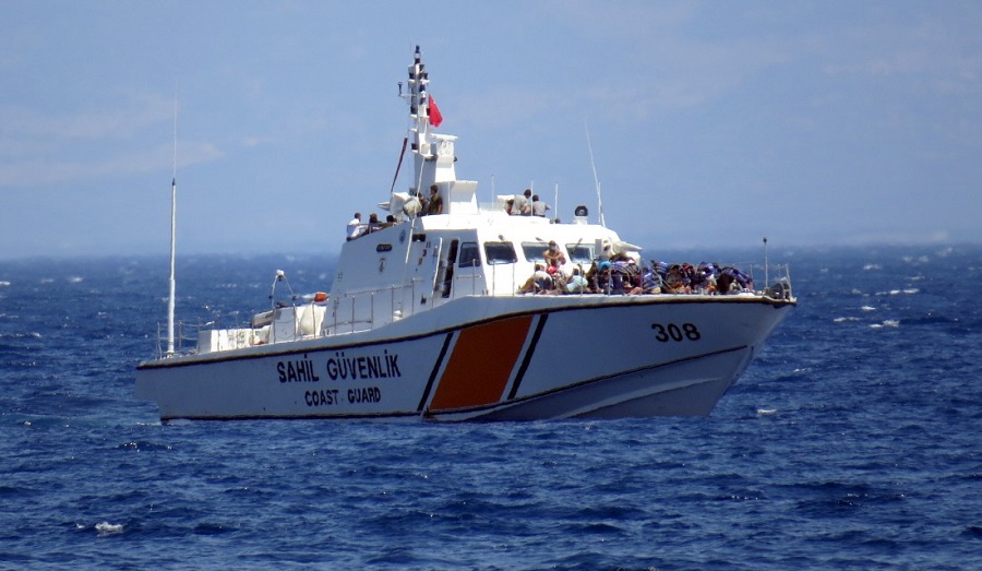 تركيا..إنقاذ 36 مهاجرًا غير نظامي من الغرق ببحر "إيجه"
