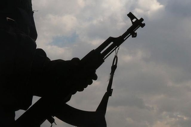 تركيا.. العثور على متفجرات بحقيبة إرهابي حاول التسلل من سوريا