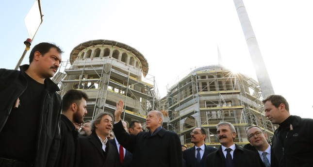 إسطنبول.. الرئيس أردوغان يتفقد أعمال بناء "مسجد تقسيم"