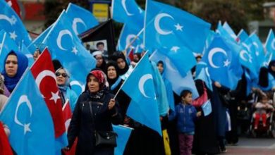 تركيا.. أويغور يحتجون على زيارة وزير صيني لأنقرة