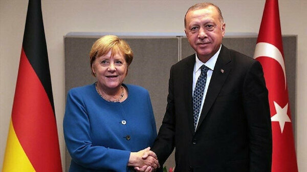 أردوغان يثمن دور ميركل في تغليب الحوار التركي الأوروبي