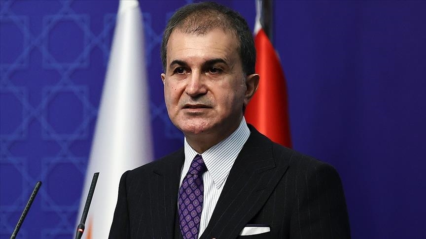 تركيا: نأمل أن يثمر لقاء البابا والسيستاني نتيجة جيدة