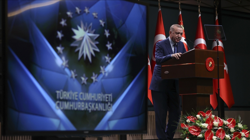 الرئيس أردوغان يدعو المستثمرين الأجانب إلى تركيا