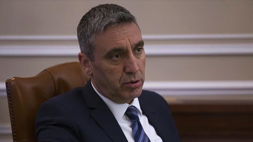 السفير التركي بأثينا يبحث مع وزير خارجية اليونان العلاقات الثنائية