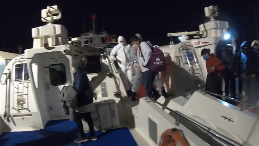 تركيا تنقذ 468 طالب لجوء خلال شهر