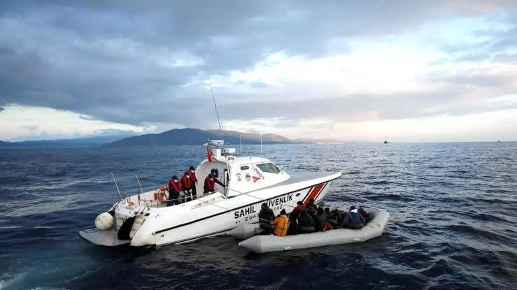 اليونان تدفع طالبي اللجوء نحو المياه التركية