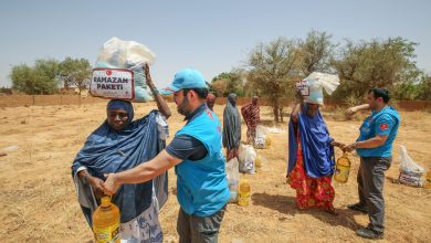 "الديانة التركي" يوزع مساعدات غذائية للمحتاجين في النيجر