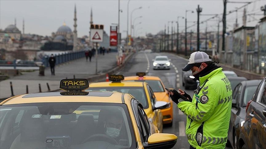 تركيا.. حظر تجول عطلة نهاية الأسبوع يبدأ مساء الخميس