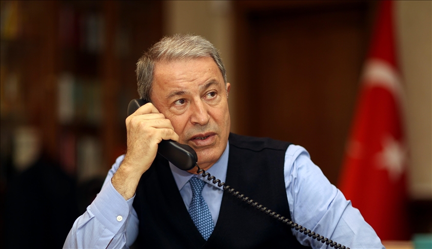 وزيرا الدفاع التركي والأمريكي يبحثان الأمن الإقليمي والتعاون