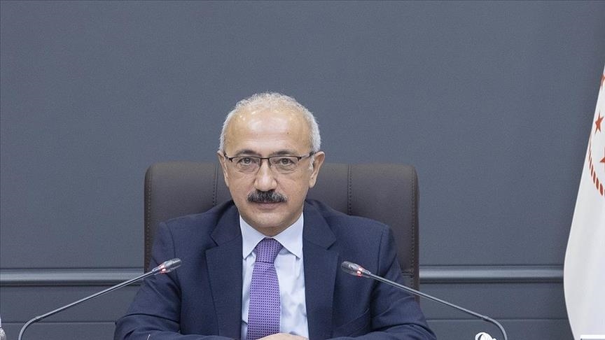 وزير المالية التركي: نتوقع نموا بنحو 5 بالمئة في الربع الأول
