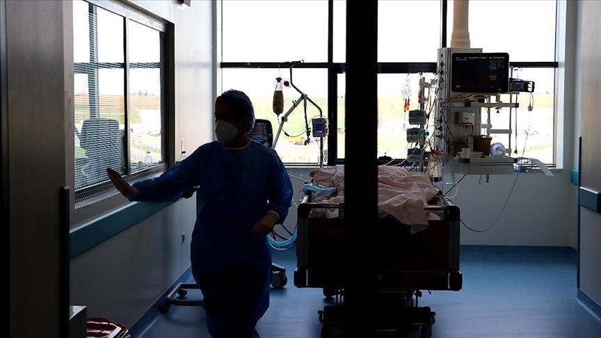 تركيا تسجل 288 وفاة بكورونا