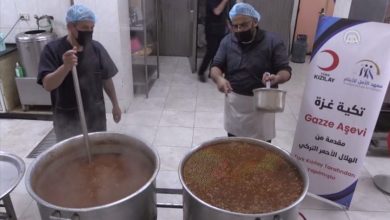 وجبات غذائية لأيتام غزة من "الهلال الأحمر" التركي