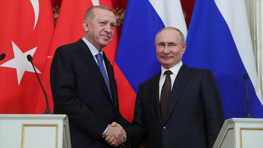 أردوغان وبوتين يبحثان تطوير العلاقات وقضايا إقليمية