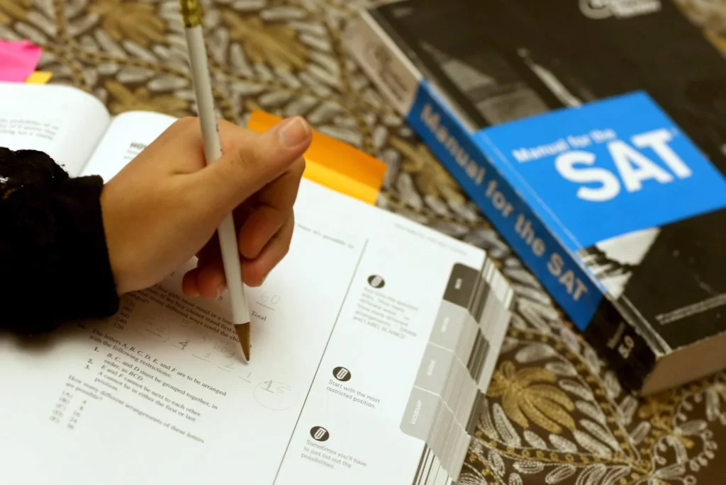 امتحان السات في تركيا