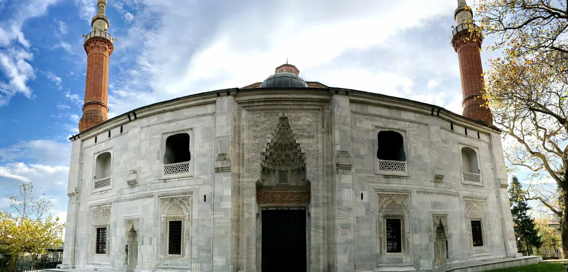 مسجد القبة الخضراء تركيا